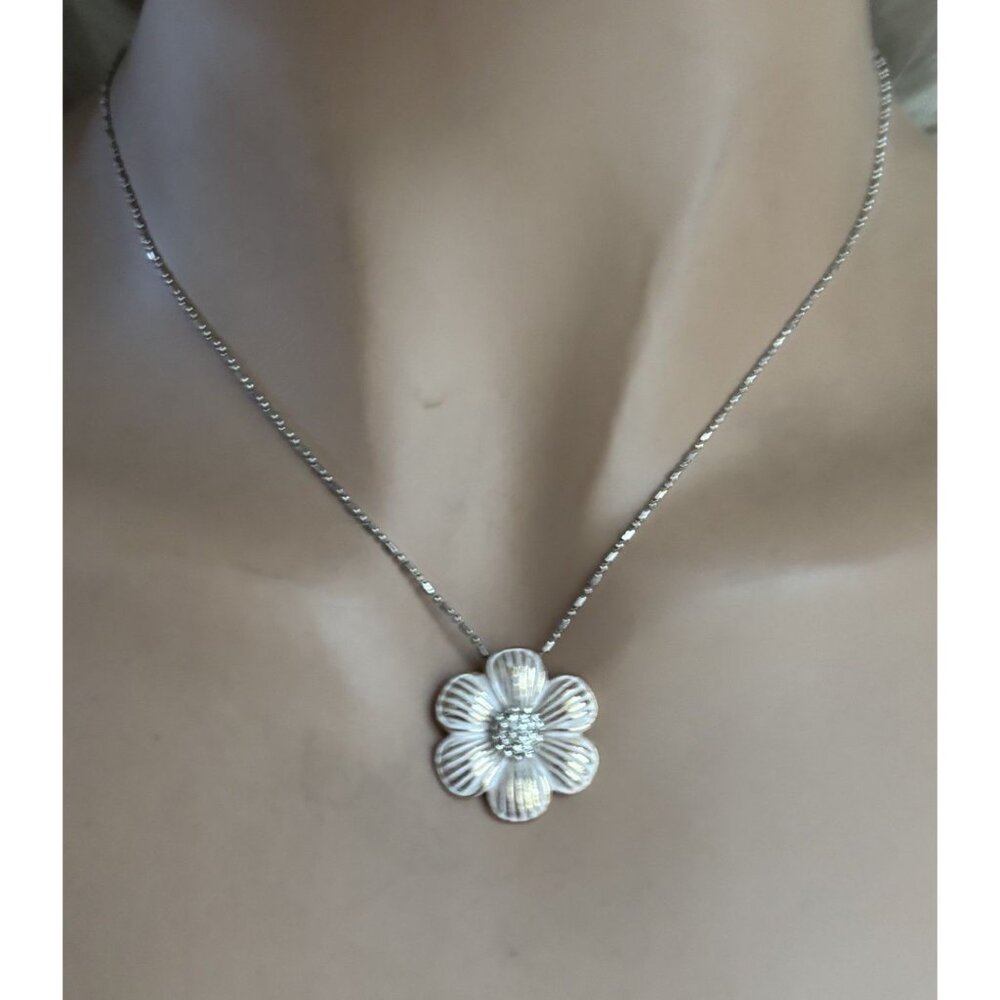 BRIGHTON TWO TONE PETAL PUSHER FLOWER PENDANT NECKLACE. 16-18”. Very Nice